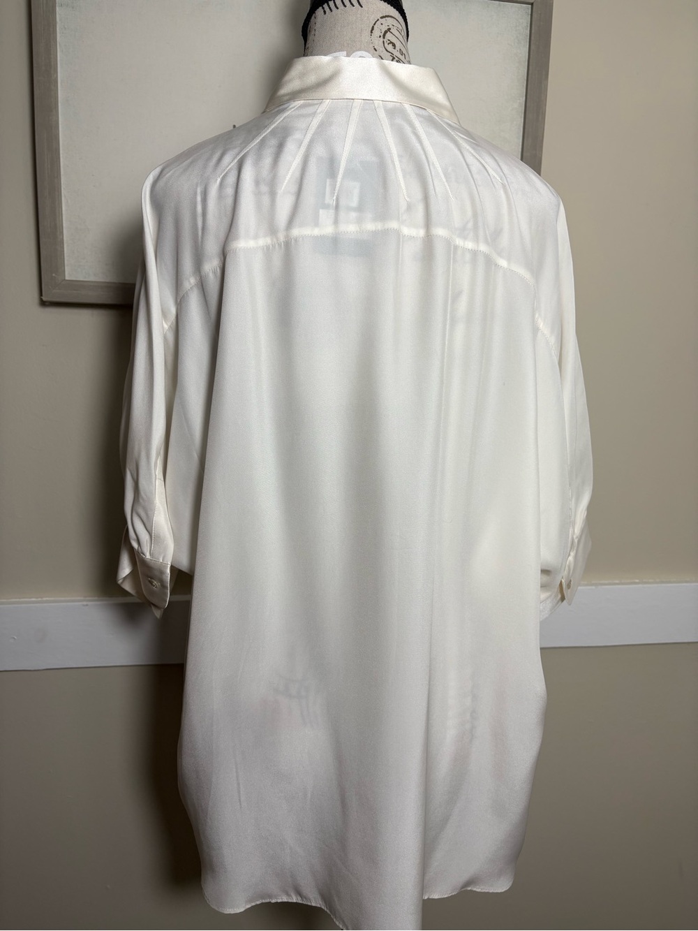 ATM 100% Silk Ecru Button Front Blouse Top L NWT Luxury Minimalist - Picture 6 of 13